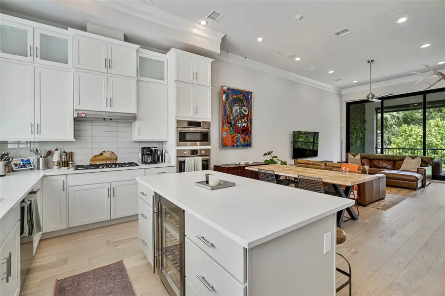 2157 Wenge Lane, Dallas, TX 75219 - Image #3