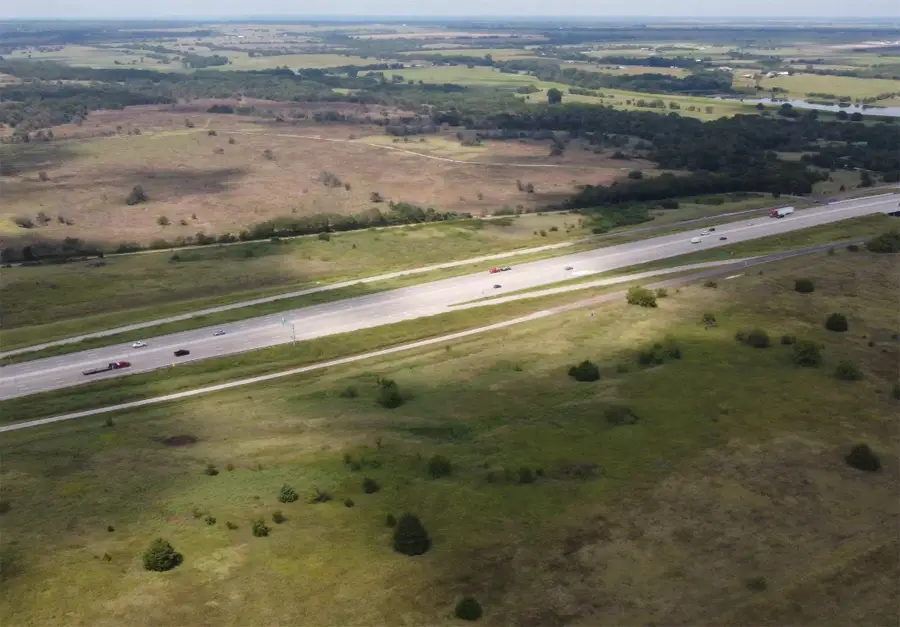 TBD 186 Interstate 35e, Milford, TX 76670 - Image #3