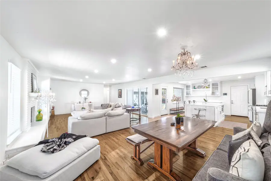 5837 Clendenin Avenue, Dallas, TX 75228 - Image #2