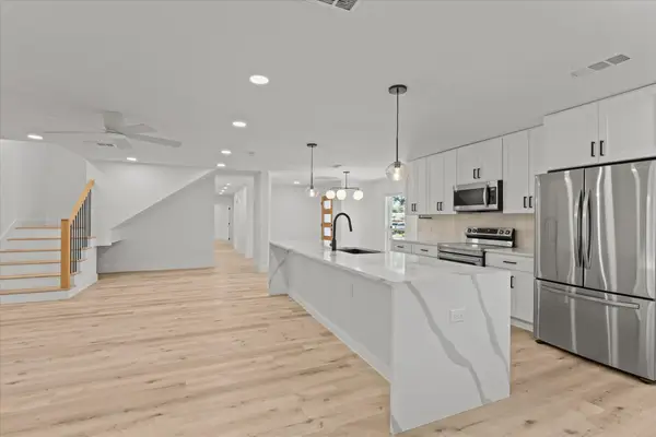 15655 Regal Hill Circle, Dallas, TX 75248