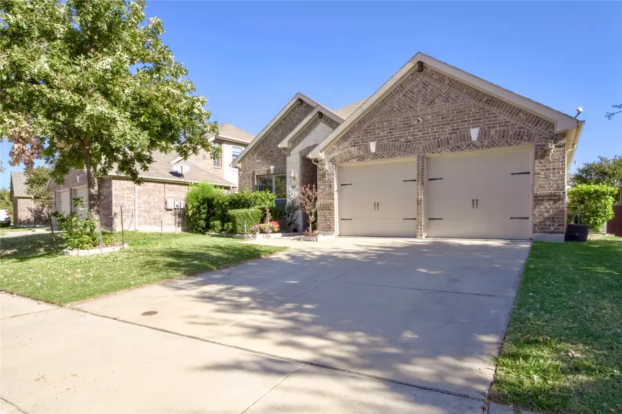 625 Kinghaven Drive, Little Elm, TX 75068 - Image #3