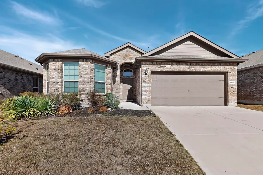 9640 Hickory Knob Drive, Fort Worth, TX 76108 - Image #2