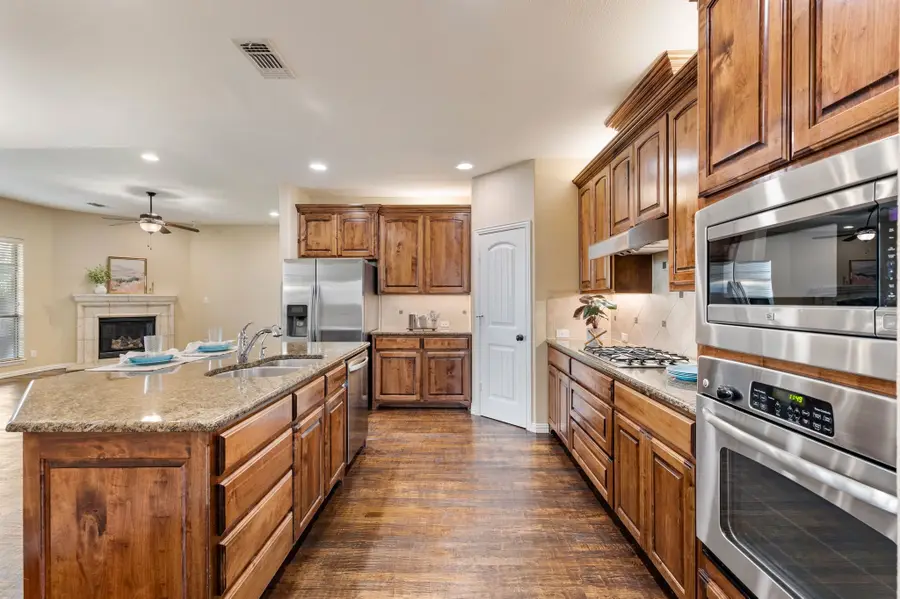 1125 Michener Way, Irving, TX 75063 - Image #3