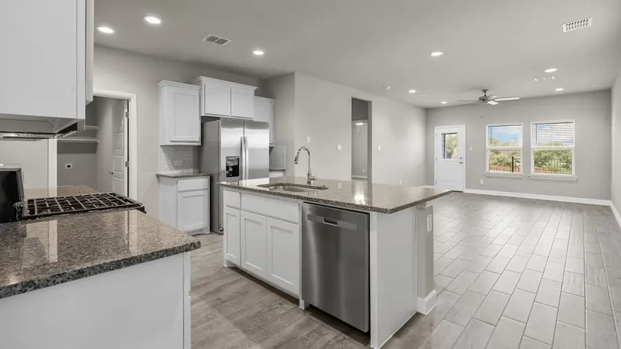 10653 Diamond Mines Drive, Fort Worth, TX 76036 - Image #3