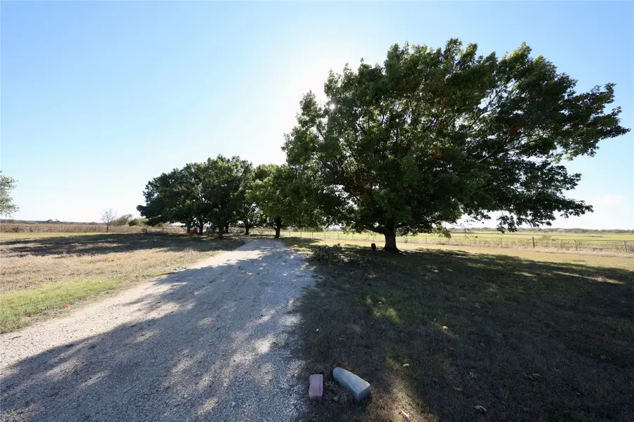 1600 County Road 1109a, Rio Vista, TX 76093 - Image #3