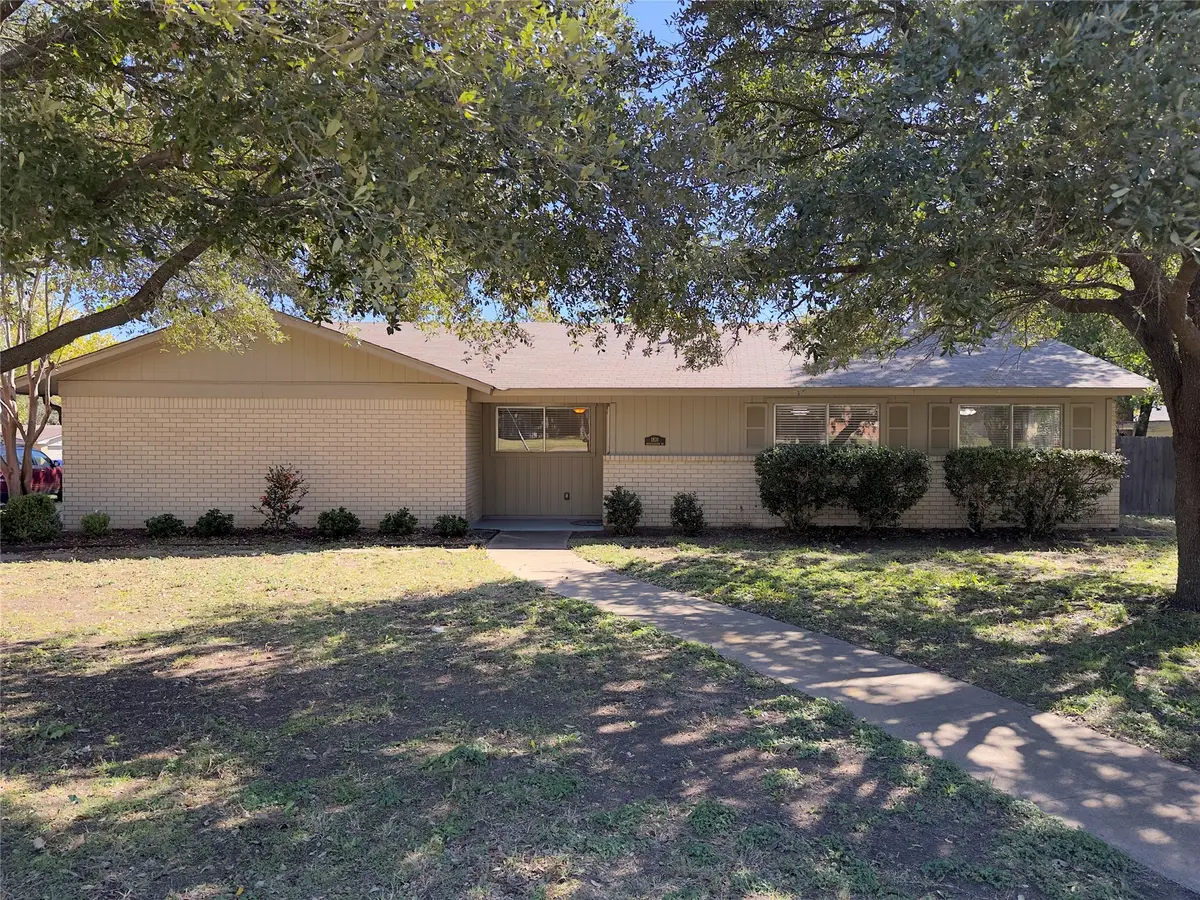 1831 Mountainview Drive, Waco, TX 76710 - Image #1