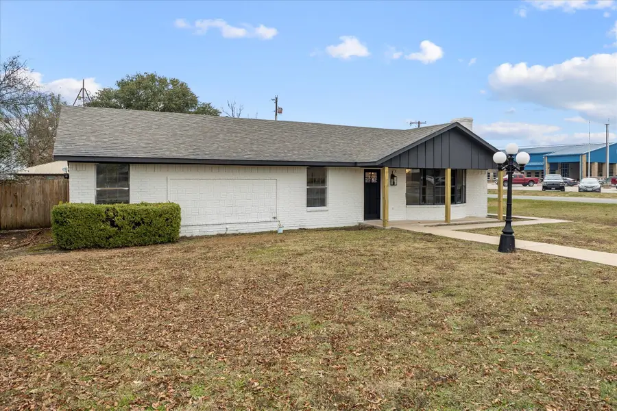 312 E Cottonwood Street, Leonard, TX 75452 - Image #2