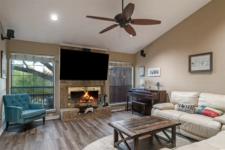 546 Briarcliff Drive, Garland, TX 75043 - Image #3