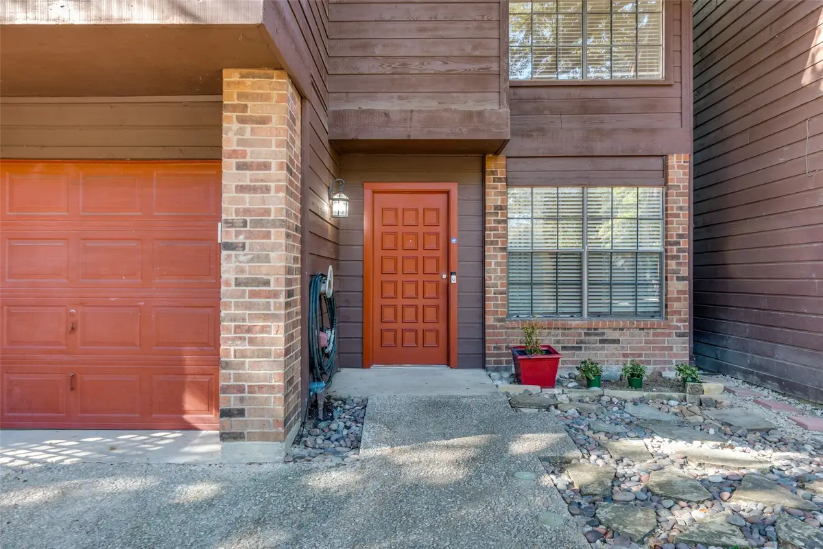 6107 Summer Creek Circle, Dallas, TX 75231 - Image #1