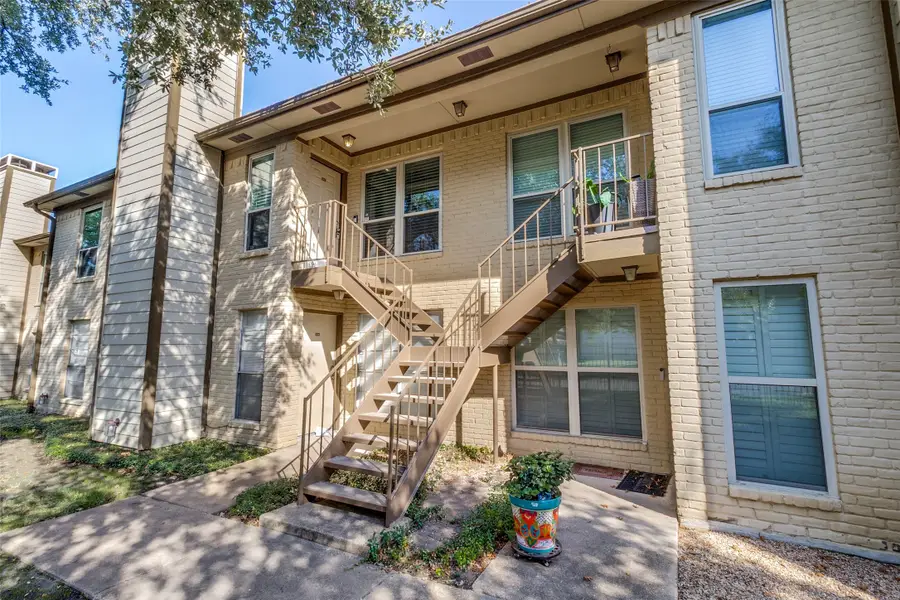 10650 Steppington Drive #206, Dallas, TX 75230 - Image #2