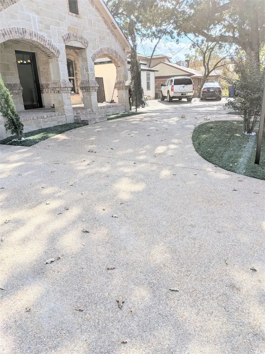 608 Holcomb Road, Dallas, TX 75217 - Image #2