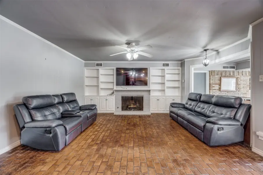 6401 Stonewall Street, Greenville, TX 75402 - Image #2