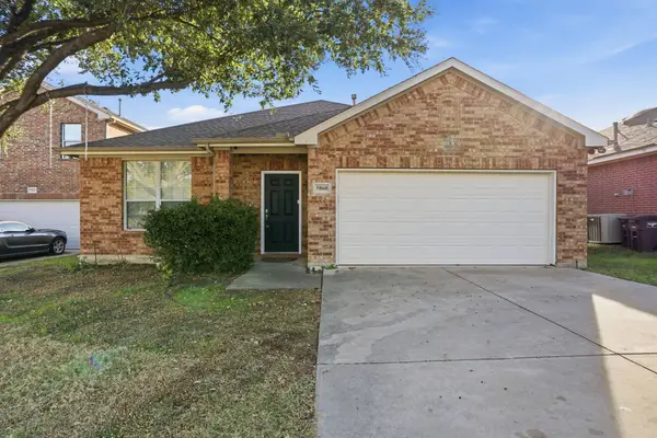 5860 Barrier Reef Drive, Fort Worth, TX 76179