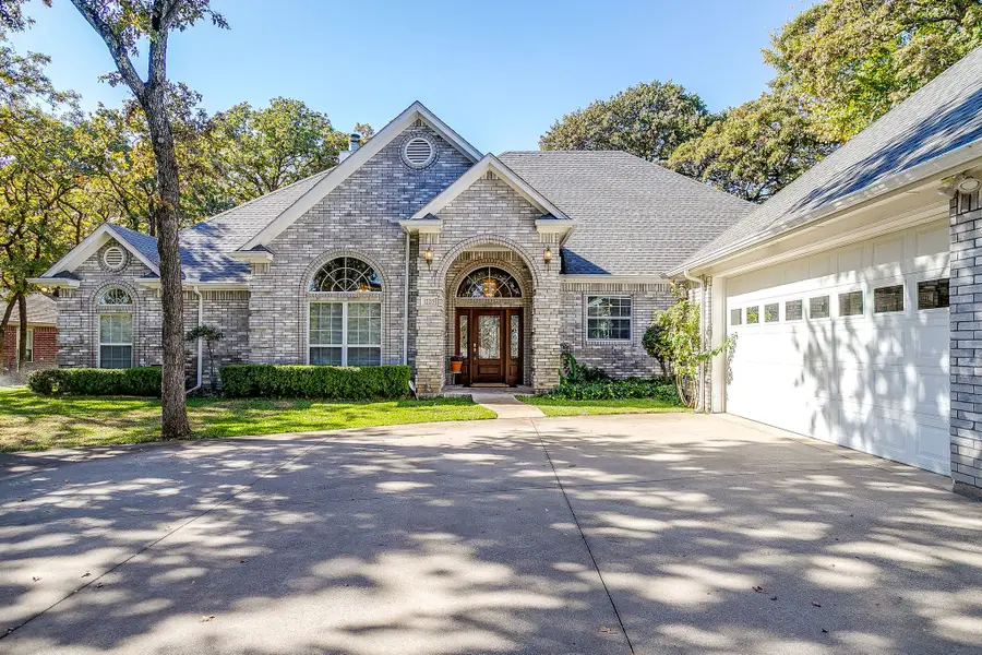 12215 Lake Forest Drive, Azle, TX 76020 - Image #3