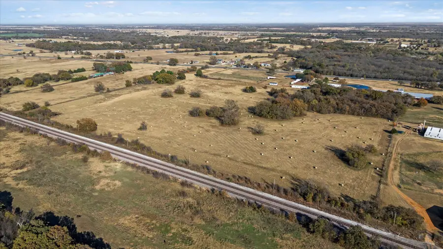 7773 Us-377 Highway, Collinsville, TX 76233 - Image #3