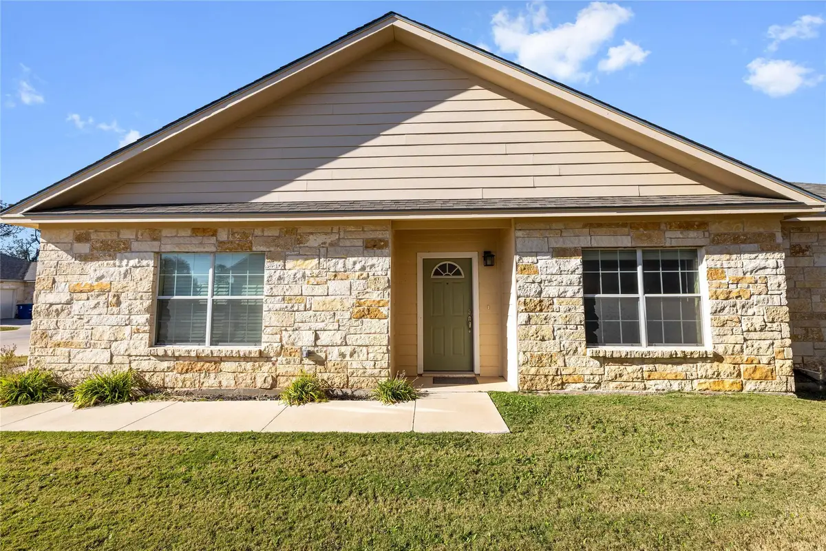 3006 Waterstone Way, Brownwood, TX 76801 - Image #1