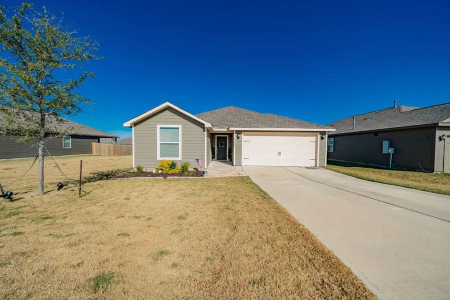 13608 Beaverhead Street, Ponder, TX 76259 - Image #2