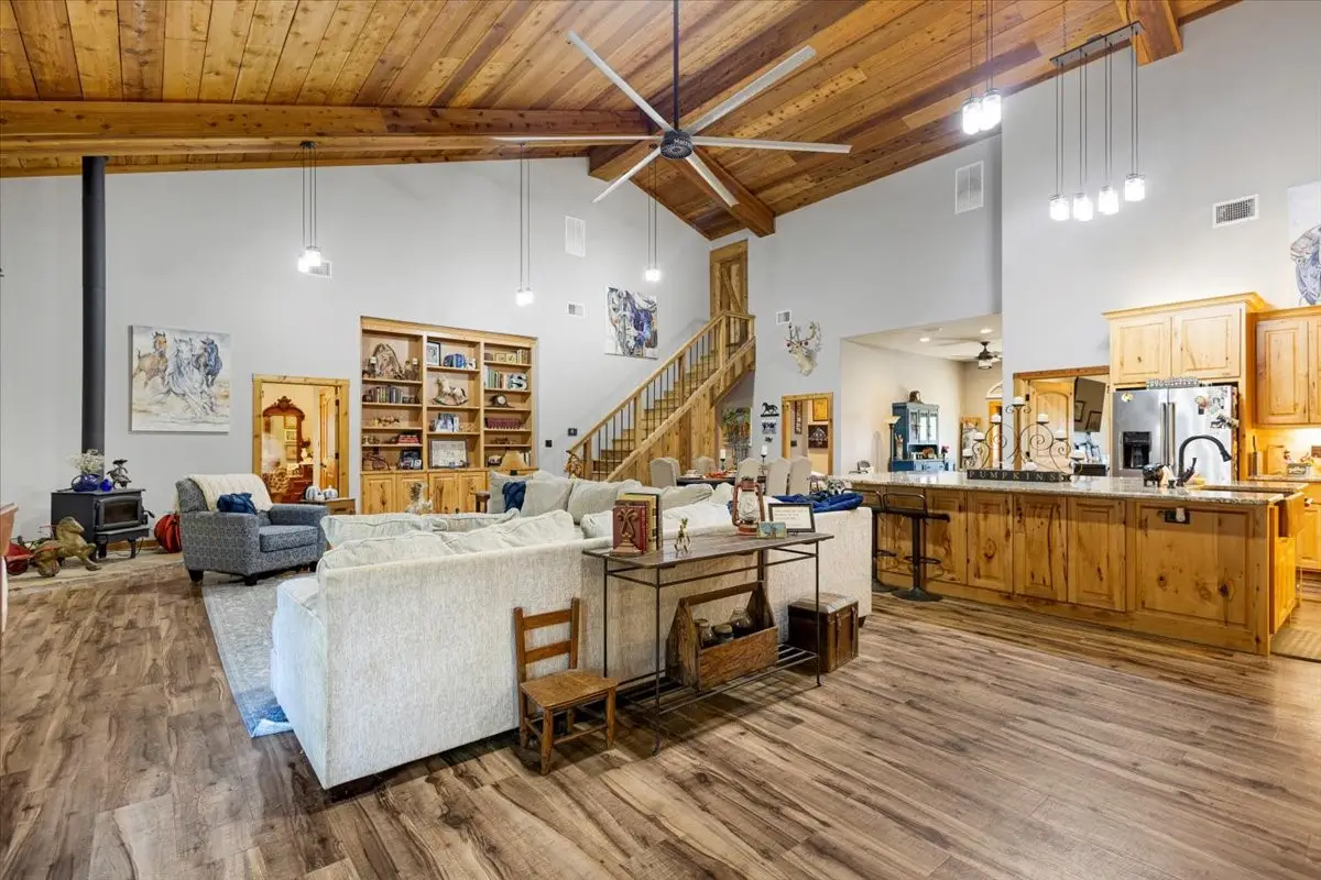 19669 County Road 431, Lindale, TX 75771 - Image #1