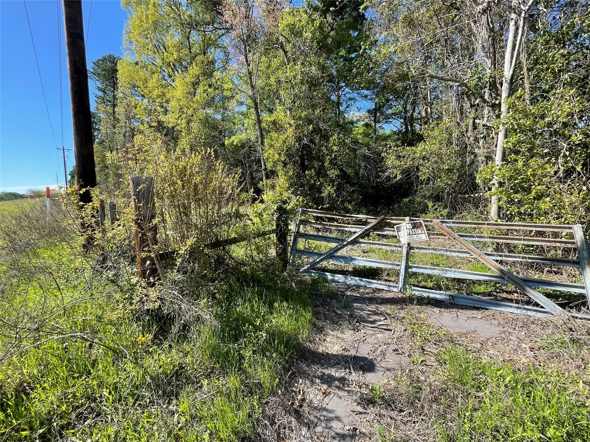 2151 E Hwy 80, Mineola, TX 75773 - Image #1