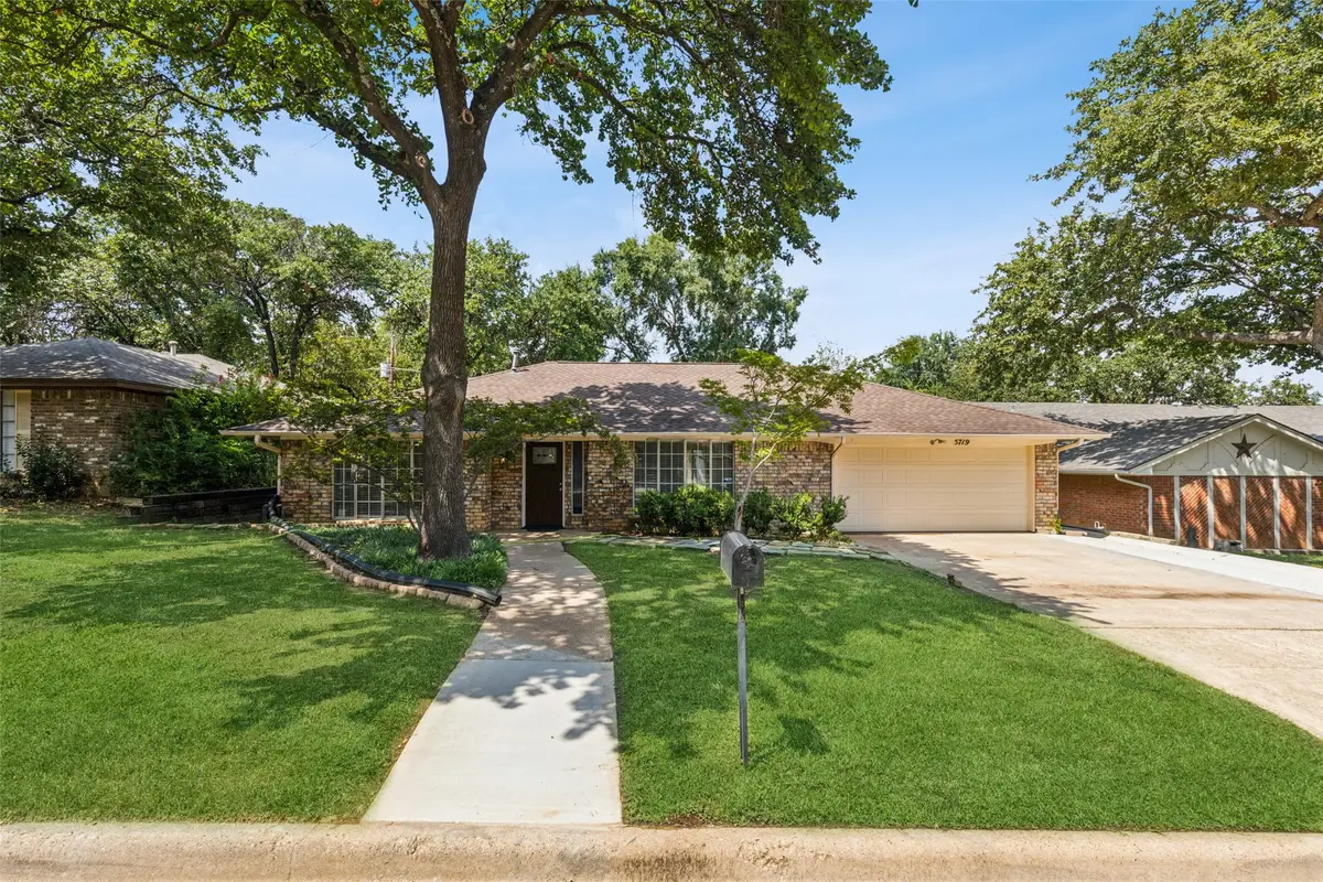 5719 Overridge Court, Arlington, TX 76017 - Image #1