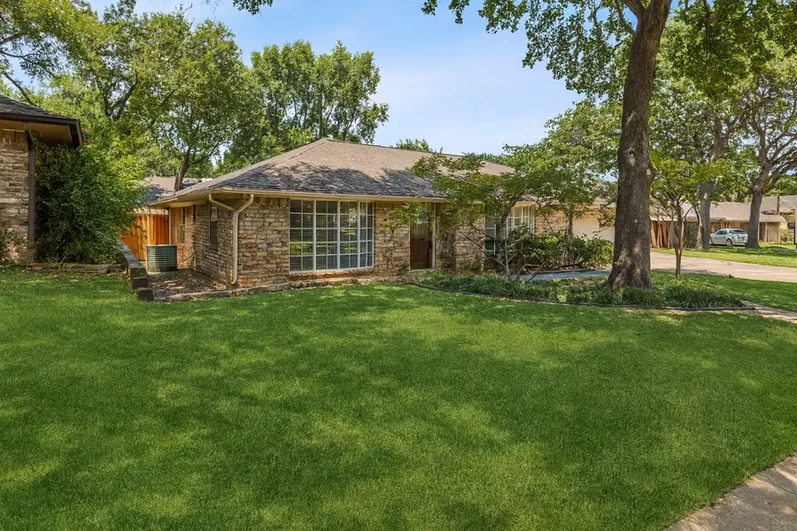 5719 Overridge Court, Arlington, TX 76017 - Image #2