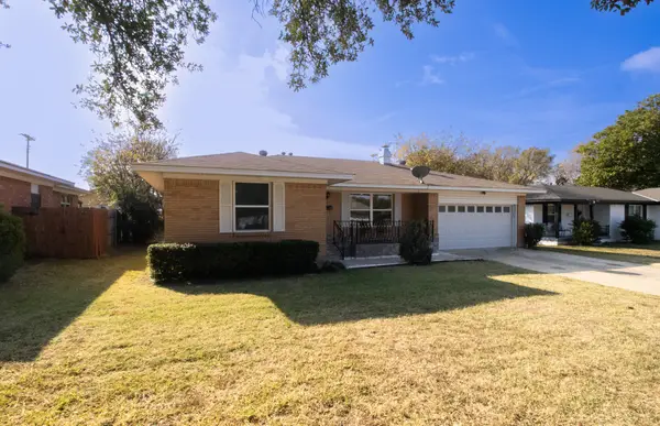 310 W Davis Street, Duncanville, TX 75116