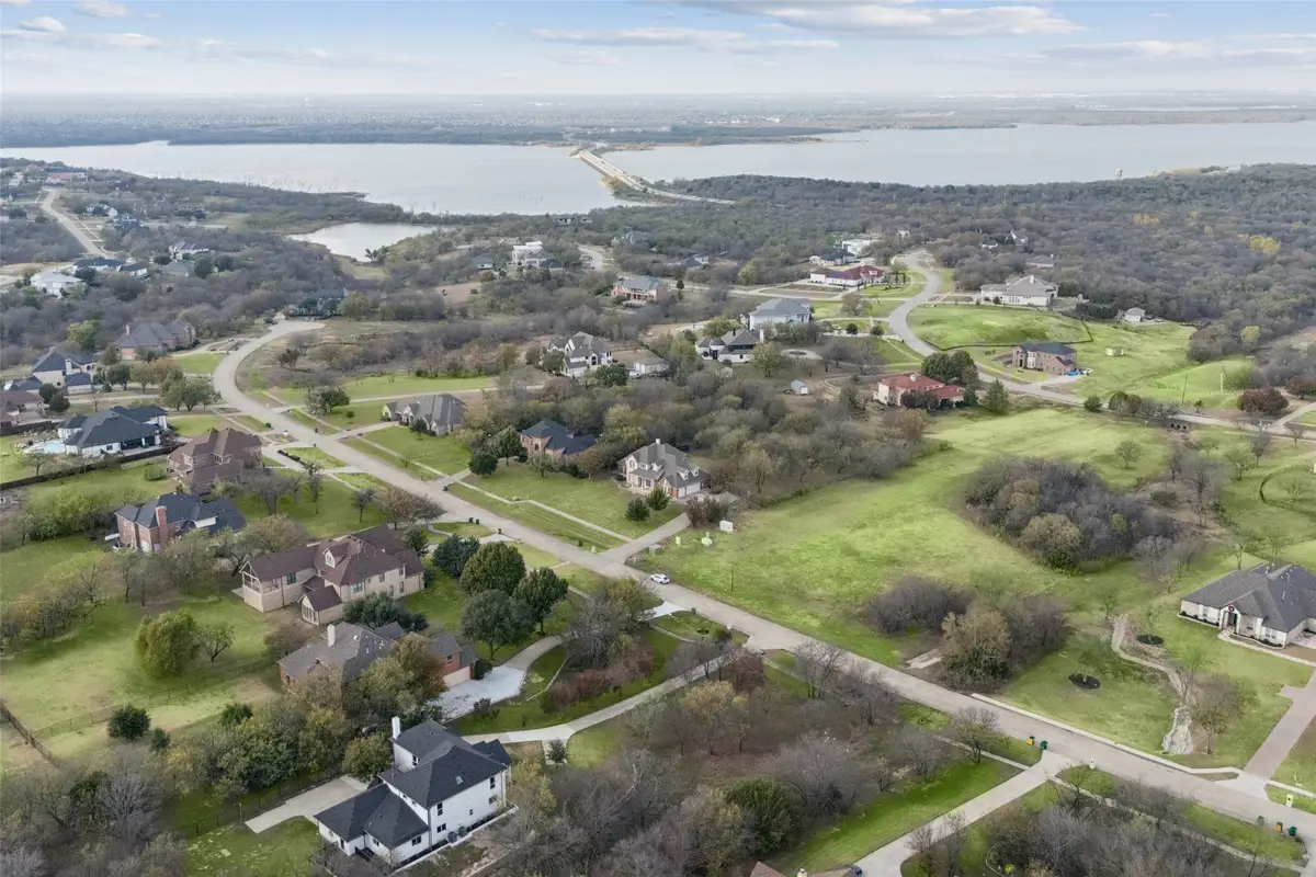 2860 Emerald Sound Drive, Cedar Hill, TX 75104 - Image #1