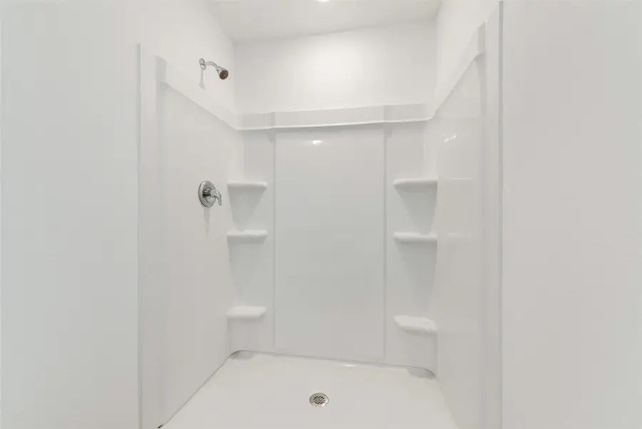 110 Wild Rose Drive, Balch Springs, TX 75181 - Image #2