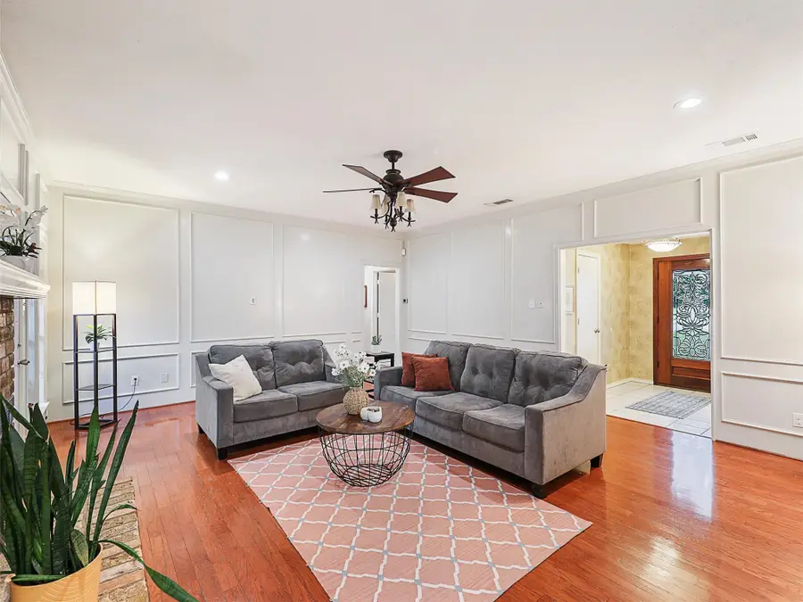 6601 Warm Breeze Lane, Dallas, TX 75248 - Image #3