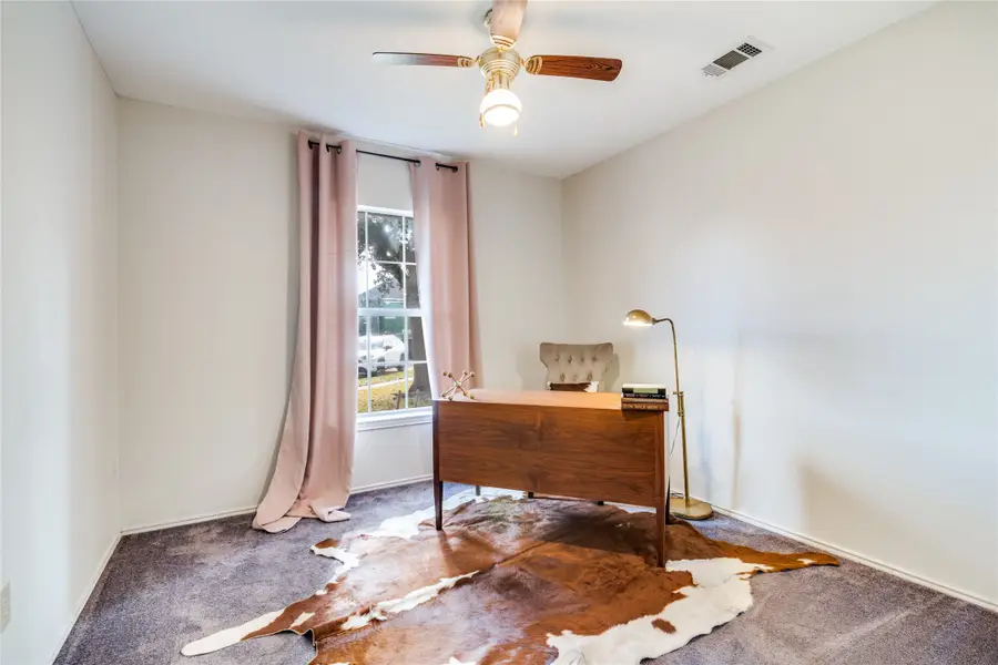 2833 Clearmeadow Drive, Mesquite, TX 75181 - Image #3