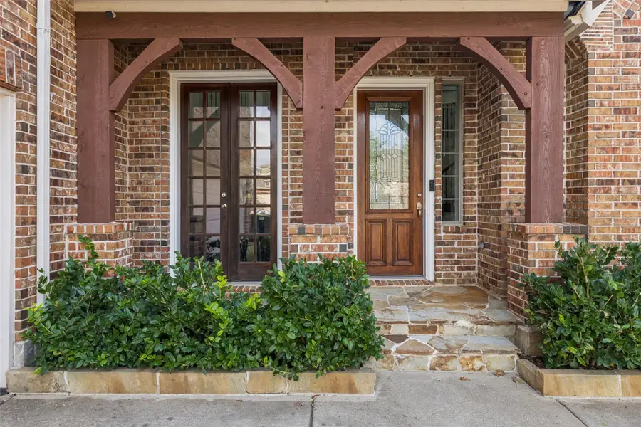 9857 Avalon Drive, Frisco, TX 75035 - Image #2