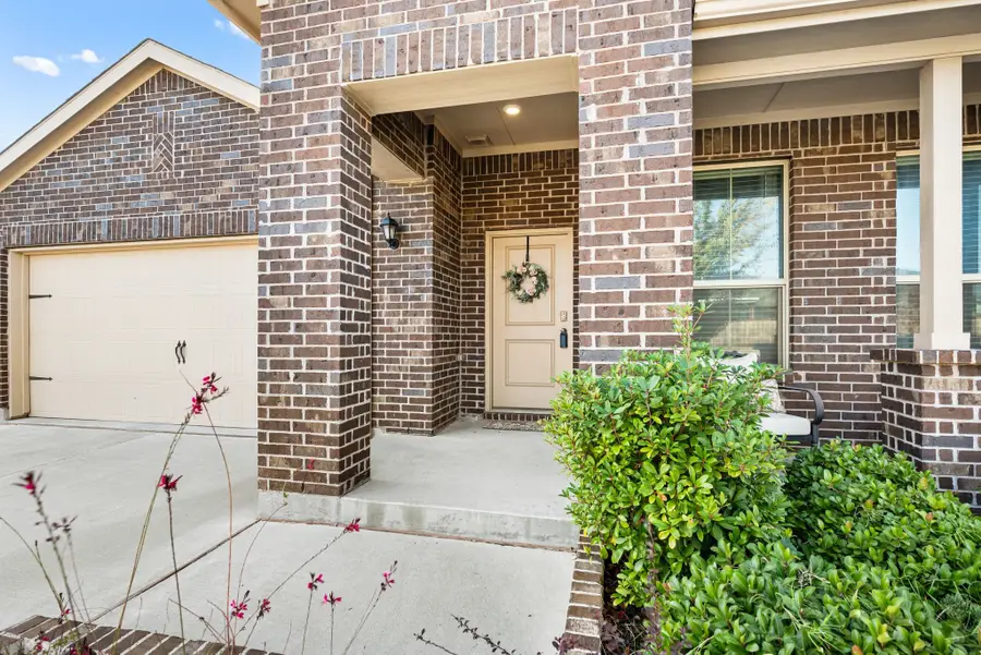 9113 Doverglen Drive, Fort Worth, TX 76131 - Image #2