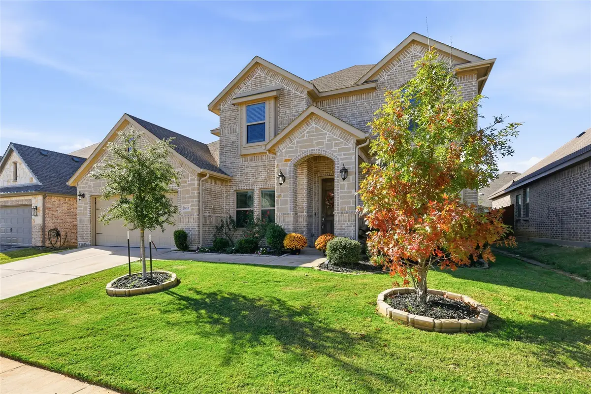 1013 Wildwood Drive, Joshua, TX 76058 - Image #1