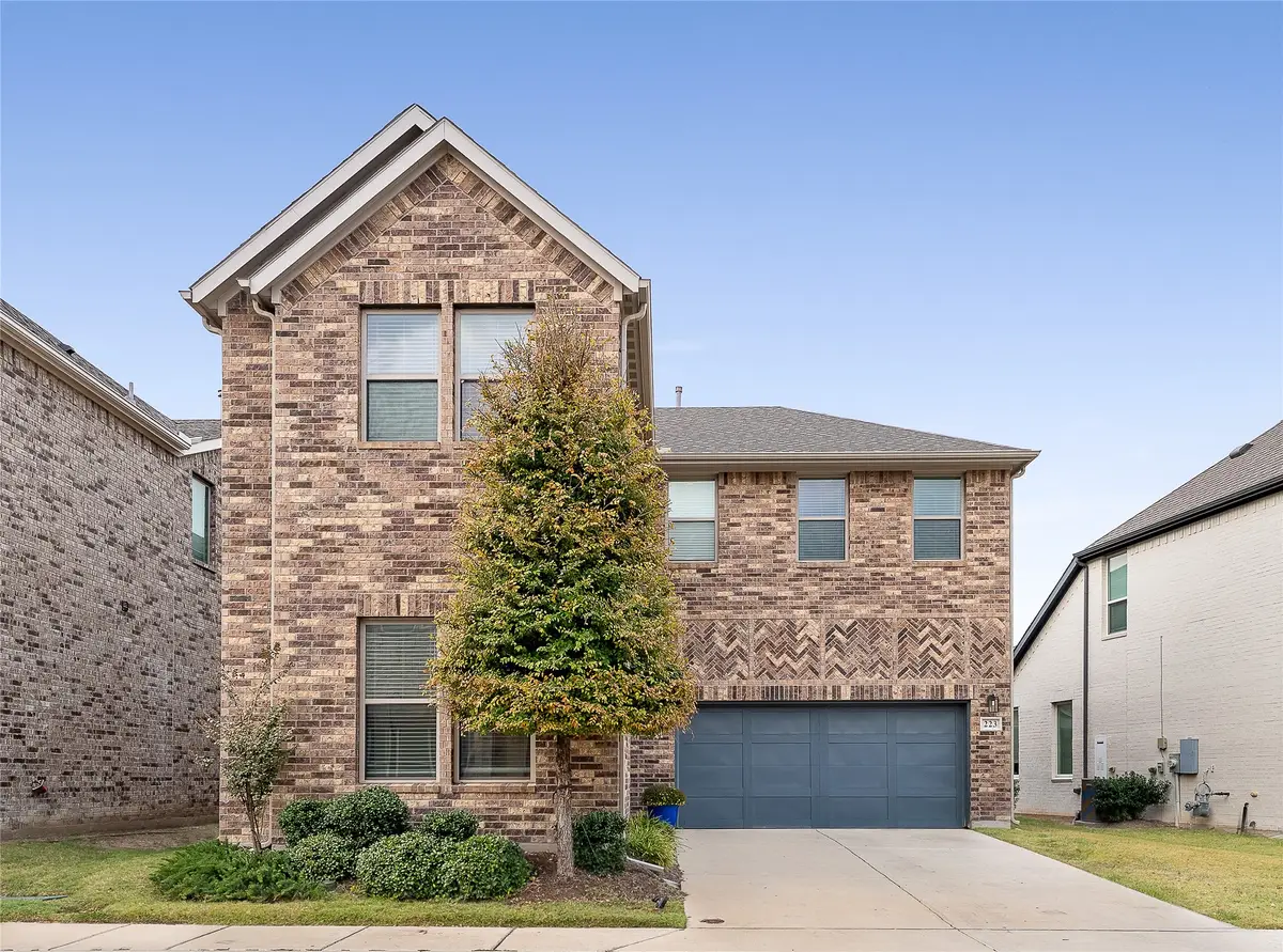 223 Woodson Street, Irving, TX 75063 - Image #1