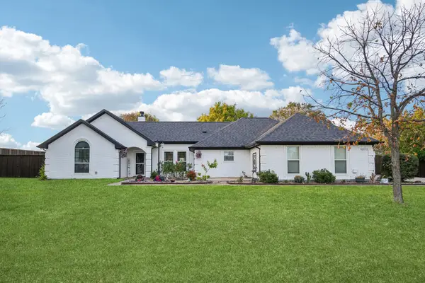 10072 Manor Way, Forney, TX 75126