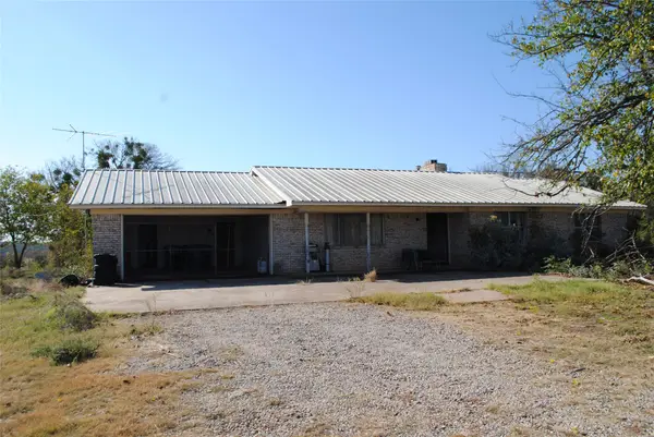 8025 Brock Highway, Lipan, TX 76462
