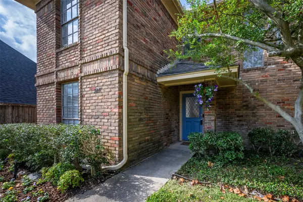 9241 Highedge, Dallas, TX 75238