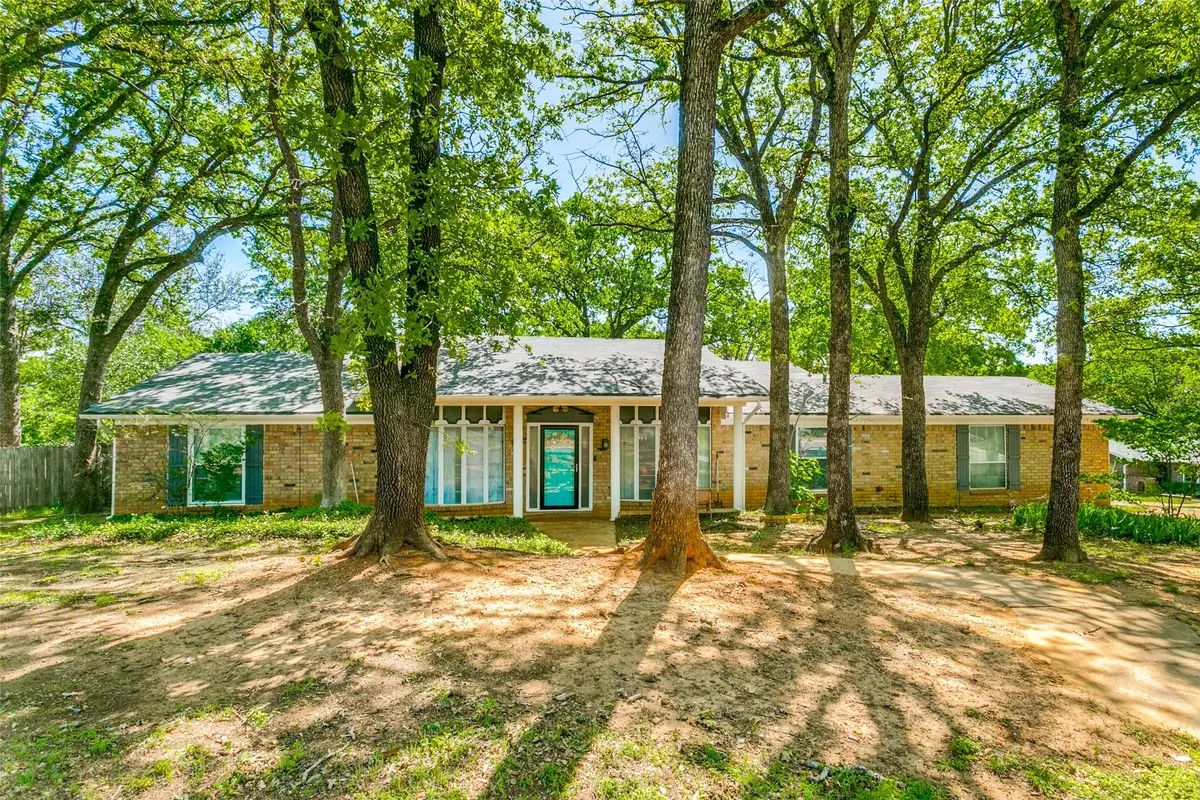 1000 Sherwood Drive, Bedford, TX 76022 - Image #1