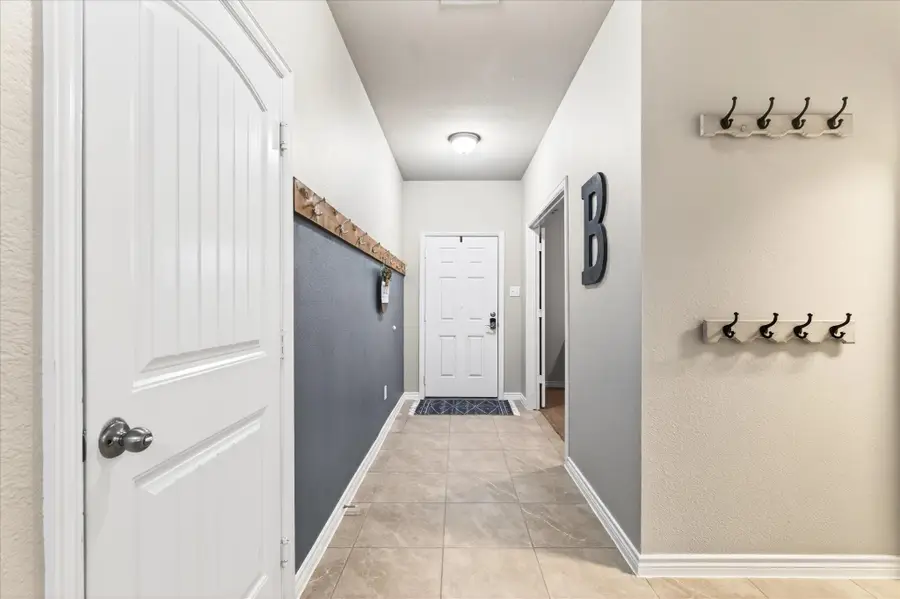 313 Countryside Drive, Aubrey, TX 76227 - Image #3