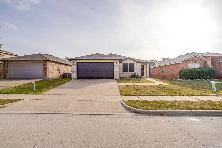 517 Riverflat Drive, Fort Worth, TX 76179 - Image #2