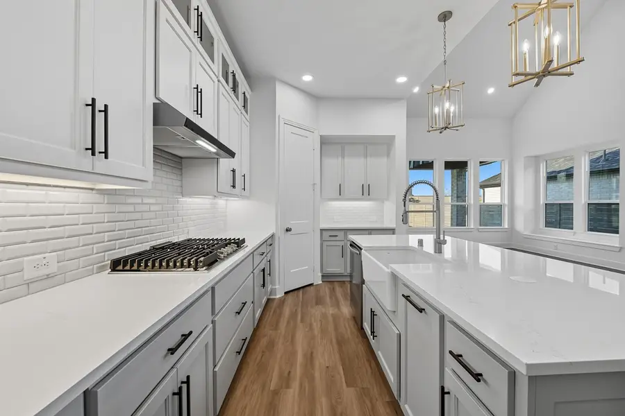 11760 Edgewood Drive, Justin, TX 76247 - Image #3