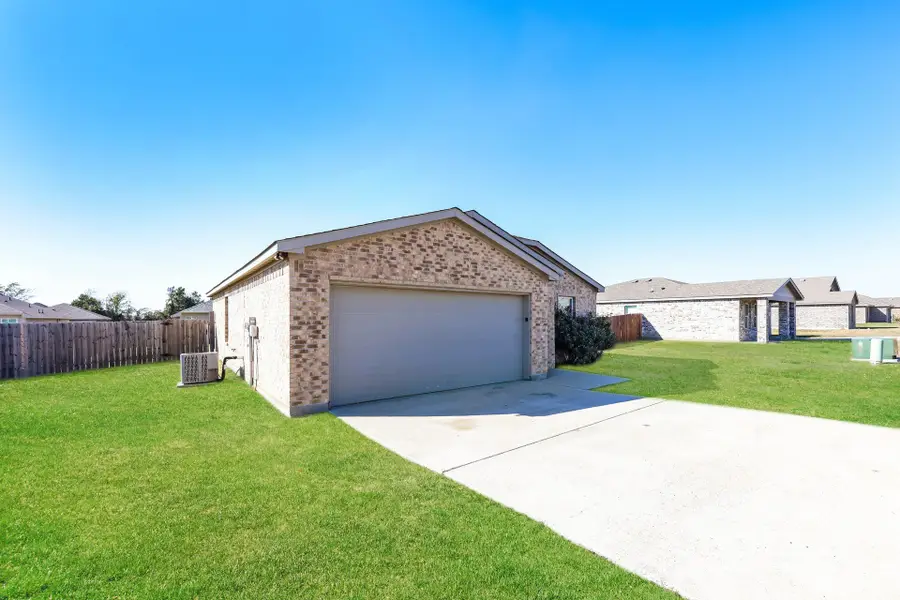 2712 William Street, Mabank, TX 75147 - Image #3