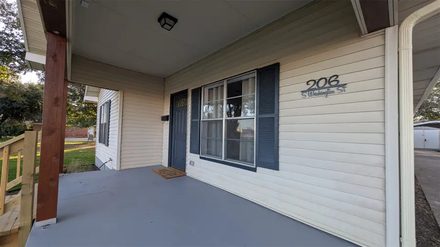 206 S Washington Street, West, TX 76691 - Image #2