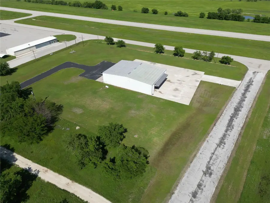 108 Barham, Bridgeport, TX 76426 - Image #2