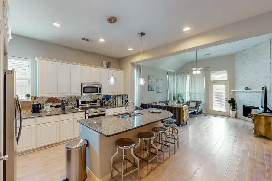 2651 Lake Ridge Drive, Little Elm, TX 75068 - Image #2