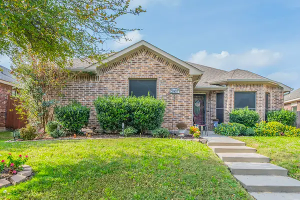 2937 Mayfair Lane, Lancaster, TX 75134