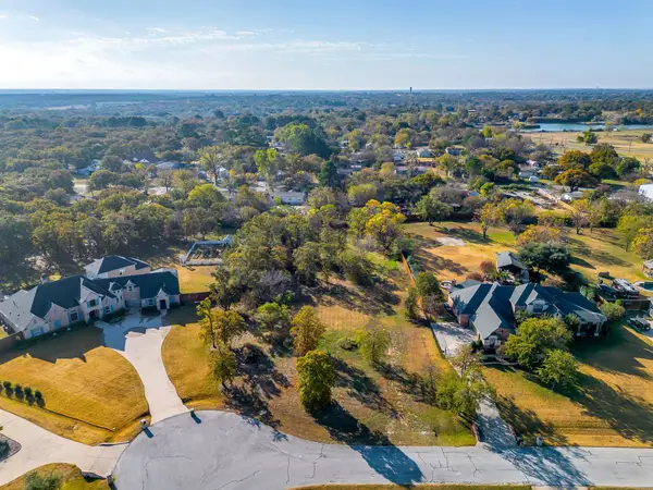 6217 Toscana Circle, Fort Worth, TX 76140