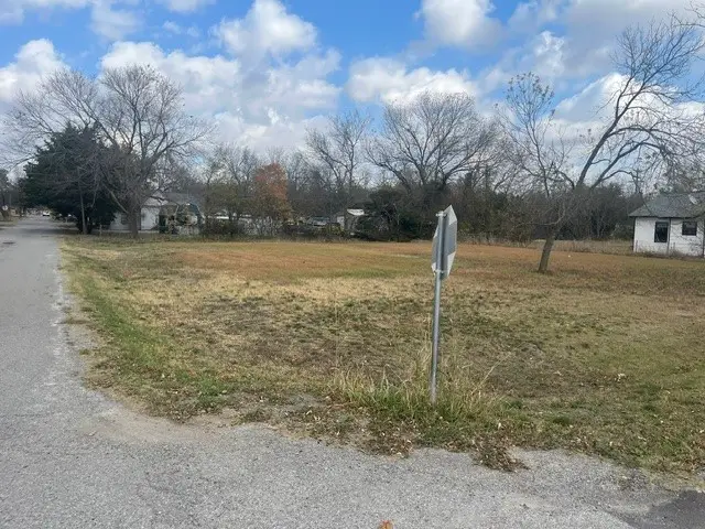 404 E Grayson Street, Leonard, TX 75452 - Image #3