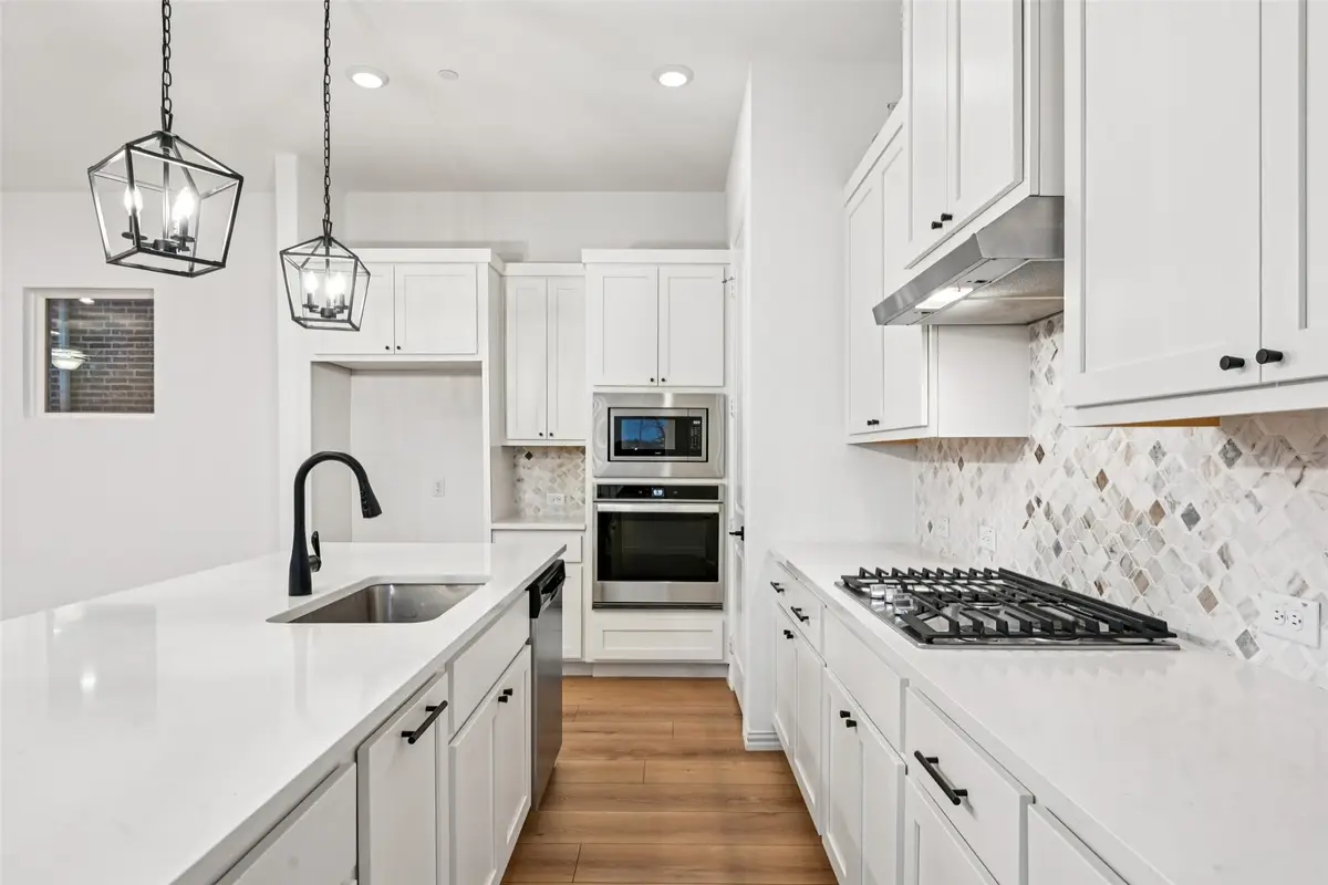 7500 Regal Lane, North Richland Hills, TX 76180 - Image #1