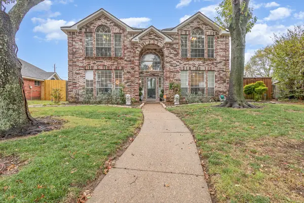 544 Saddle Head Drive, DeSoto, TX 75115